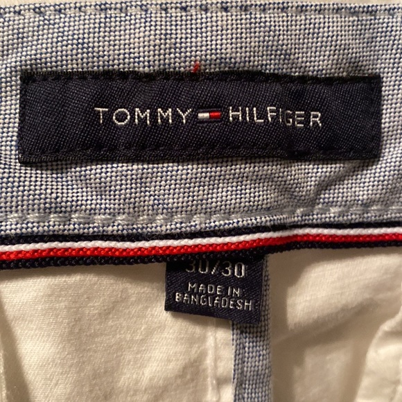 White Tommy Hilfiger Straight Fit Men’s Chino’s - Picture 3 of 3